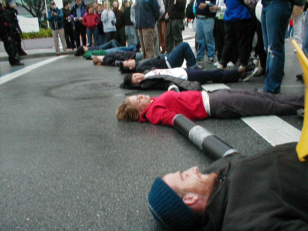 3rdst.lockdowndiein.jpg
