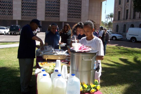 indigenous_peoples_consultation-state_capitol-3-12-08_lunch_line_1.jpg 