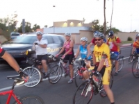 ride_of_silence_bicyclists_tempe_5-21-08_rest_1.jpg