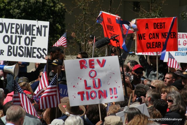              http://www.indybay.org/uploads/2009/04/16/tea_party_protest_111.jpg            