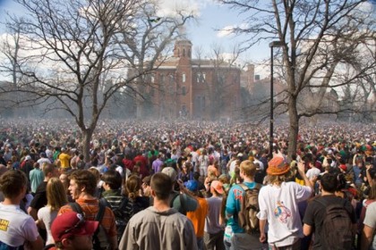 Uc Boulder 420