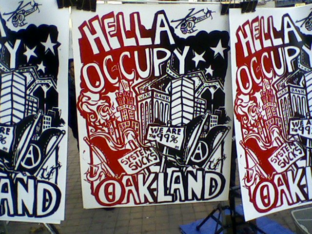 silk_screened_hella_oakland_occupy.jpg 