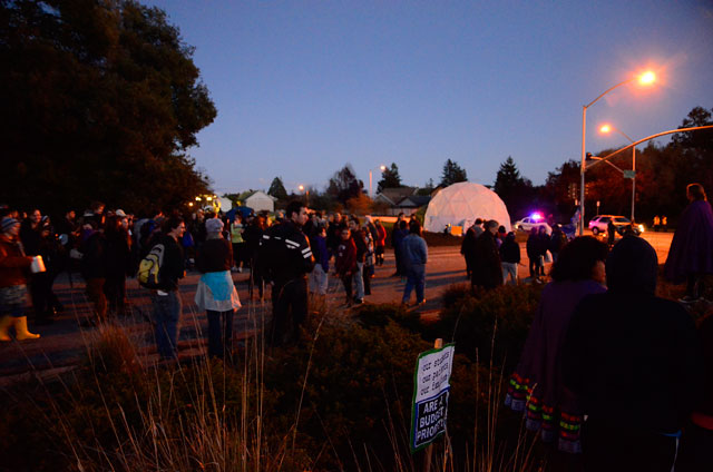 tent-university-ucsc-geodesic-dome-march-1-2012-15.jpg 