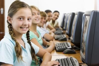 article-new-ehow-images-a07-jo-4n-should-students-use-computers-classroom-800x800.jpg 
