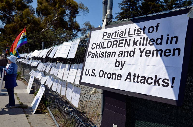 children-killed-by-drones-independence-day-santa-cruz-july-4th-2013-20.jpg 