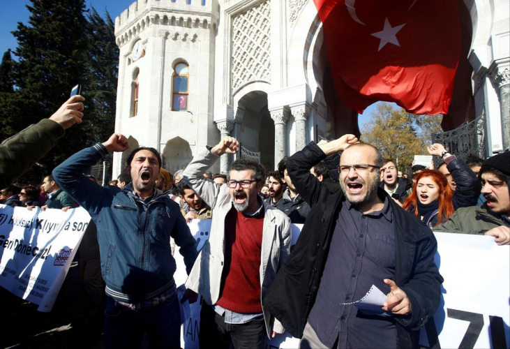 sm_turkey_professors_protest.jpeg 