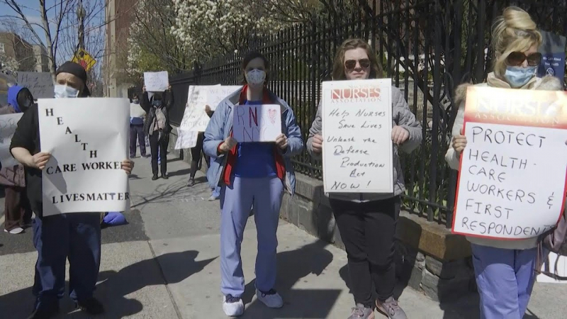 sm_nyc_nurses_protest.jpg 
