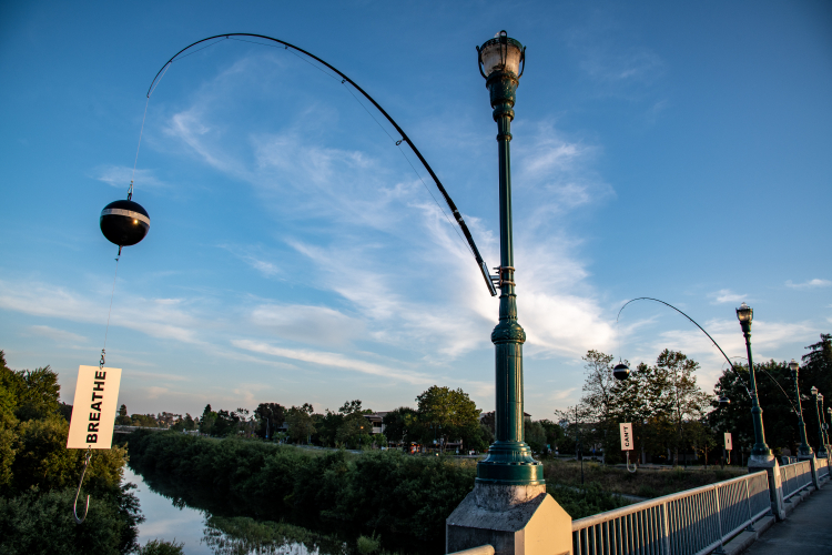 sm_george_floyd_i_cant_breathe_fishing_rods_art_water_street_bridge_santa_cruz_-_1_san_lorenzo_river_ebb_and_flow.jpg