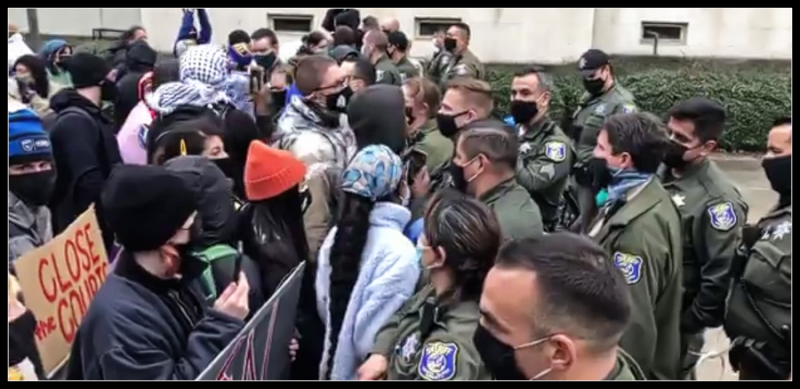 sm_video_screenshot_anti-eviction_protesters_confront_police_in_san_jose.jpg 