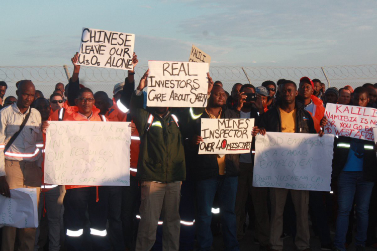 sm_namibia_miners_protest_feb_2019_1.jpeg 