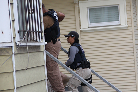 ICE Raids Home in West Oakland with Oakland Police Assist