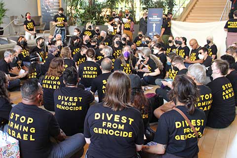 Jews and Allies Hold Sit-In at Padilla Appearance in Sacramento