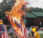 200_burnflag.jpgd35975.jpg