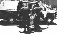 200_bw.may19.blockade.arrest2.jpg