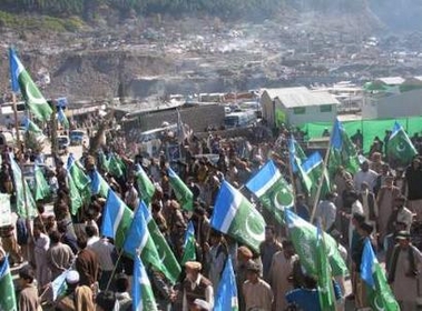 balakot.pakistan.5feb06.jpg 