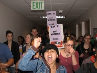 200_walkout018.jpg