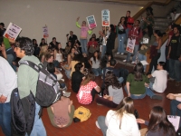 200_walkout094.jpg