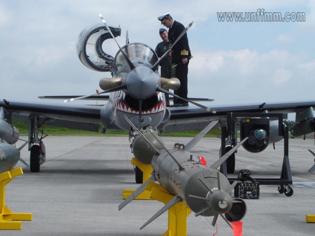 640_tucano_a-29b_con_lgb_griffin.jpg 