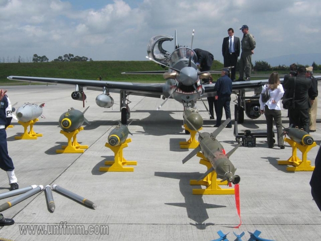 640_tucano_a-29b_con_lgb_griffin2.jpg 