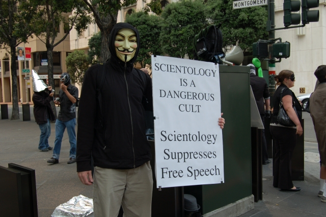 640_scientology_demo_july_12_002.jpg 