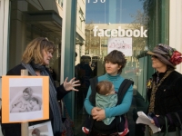 facebook-breastfeeding_12-27-08.jpg