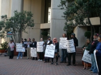 sf_picket_at_grand_hyatt_to_demand_rehiring_of_housekeeper_esther_dominguez.jpg