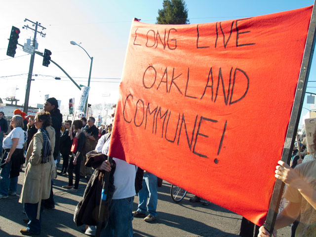 long-live-oakland-commune_1-1-12.jpg 