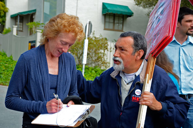 la-playa-jane-parkercarmel-hotel-workers-june-7-2012-4.jpg 