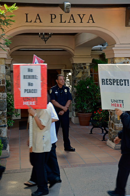 la-playa-carmel-hotel-workers-rally-july-6-2012-25.jpg 