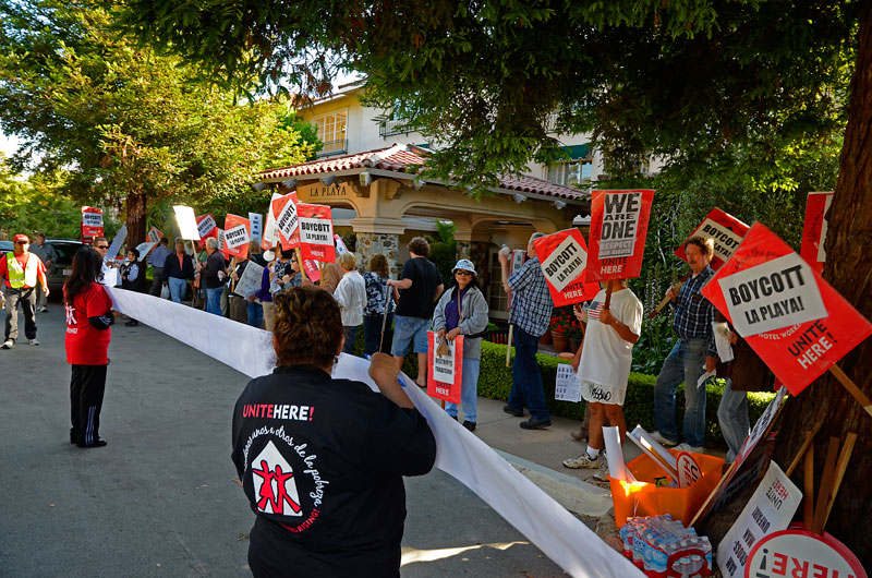 petitions-la-playa-carmel-july-6-2012-9.jpg 