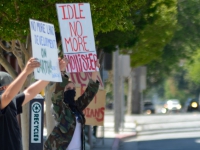 idle-no-more-hollister-april-27-2013-16.jpg