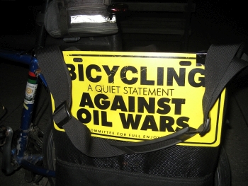 bikesagainstoilwars_350x263px.jpg 