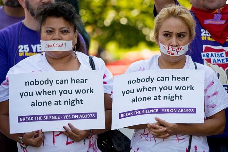 sm_seiu_janitors_women_speak_out.jpg 