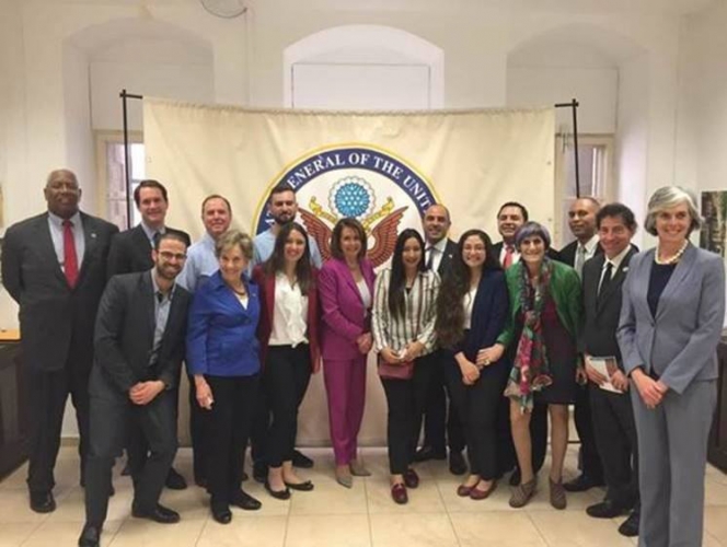 sm_palestinian-youth-in-jerusalem-with-congressman-jimmy-panetta.jpg 