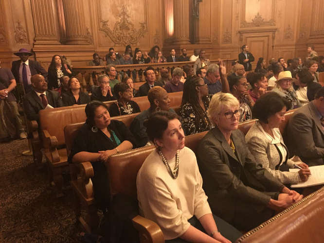 sm_callahan_with_dhr_officials_and_workers_in_background9-19-18.jpg 