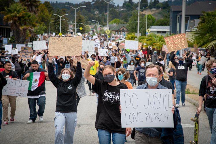 sm_santa_cruz_george_floyd_march_-_12_ocean_street.jpg 