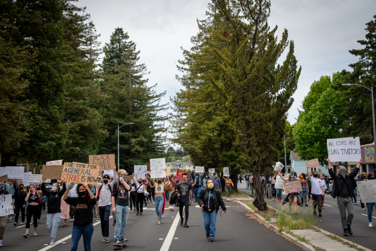 sm_santa_cruz_george_floyd_march_-_2_water_street.jpg 