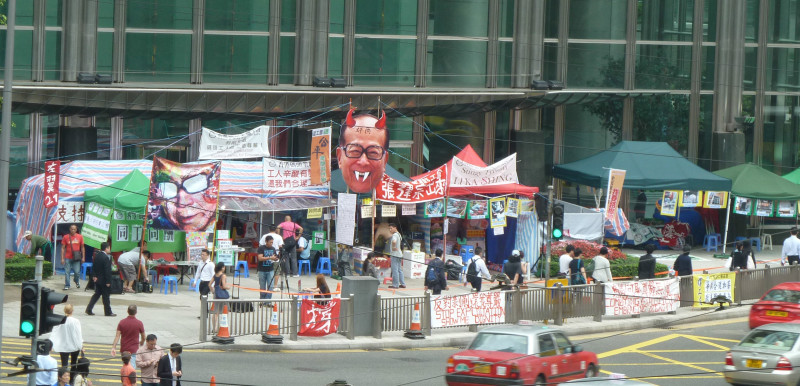 sm_hong_kong__li_ka-shing_dock_strike_2012.jpg 