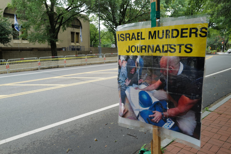 WASHINGTON (08-09) – As Israel’s war in Gaza continues into its 10th month, the sidewalk protest occupation “Kibbutz Israel” outside of t...