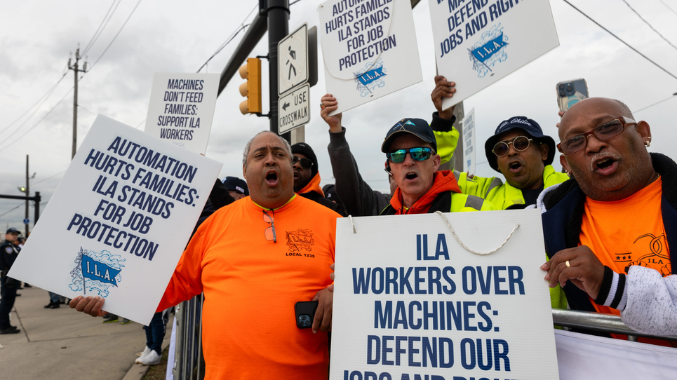 sm_ila_workers_over_machines_strike.webp