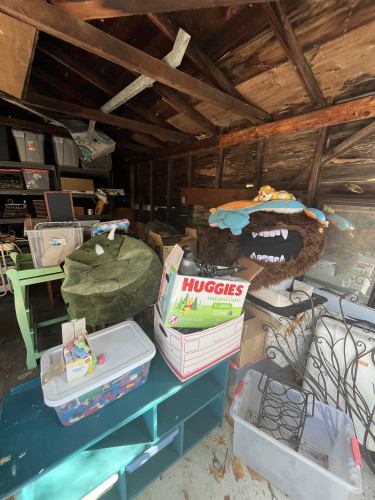 sm_yard_sale_garage.jpg