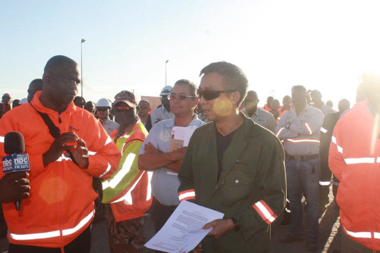 sm_namibia_husab_mine_chinese_manager.jpeg