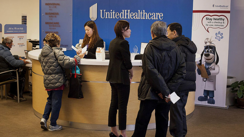 sm_united_healthcare_booth_investers.jpg