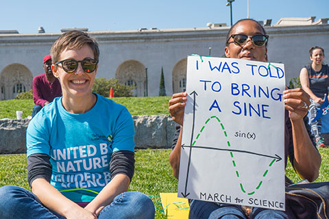 Science Supporters Gather in Oakland